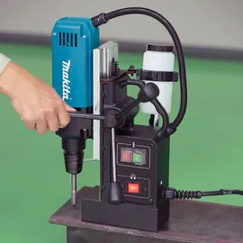 Makita Magnetbohrmaschine 1.050W