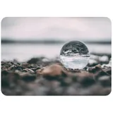 Fabulous Platzset mit Unterseite aus Kork, Tautropfen auf Kieselsteinen, perfekte Kugel, groß, 39,5 x 28,5 cm