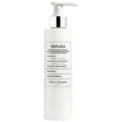 Replica By the Fireplace Bodylotion