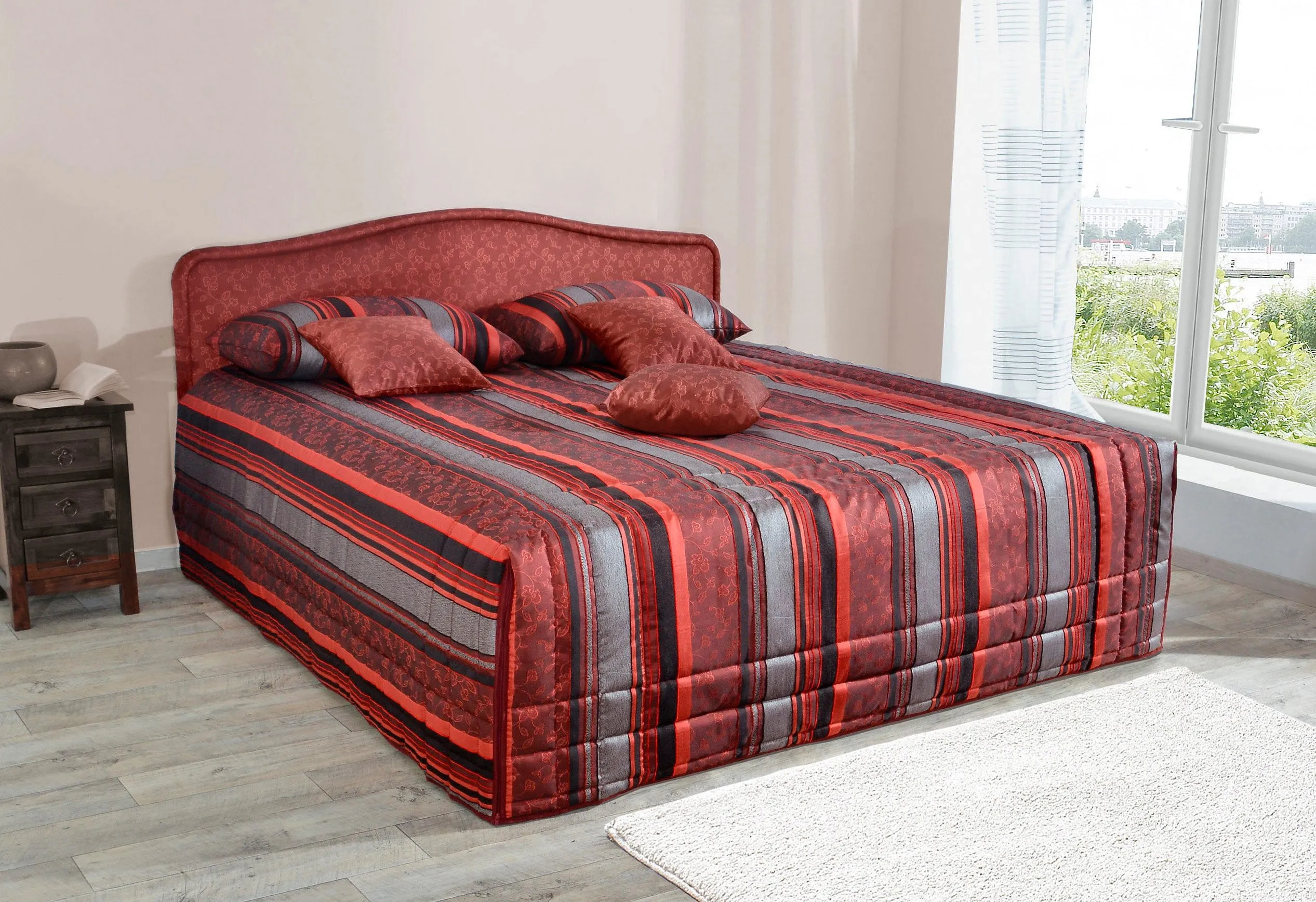 Polsterbett, rot, B:110cm L:210cm, Bezug Bett: Jacquard-Webstoff (100% Polyester), Bonnell-Federkernmatratze: Mischgewebe (51% Polyprophlen, 39% Polyester, 10% Baumwolle), Kaltschaummatratze: Frottee (100% Polyester), Bezug abnehm- und waschbar bis 60u00b0C, Tagesdecke: Jacquard-Webstoff (100% Polyester), WESTFALIA SCHLAFKOMFORT, Betten, H2 wählbar zwischen Kaltschaum oder Bonnell-Federkernmatratze