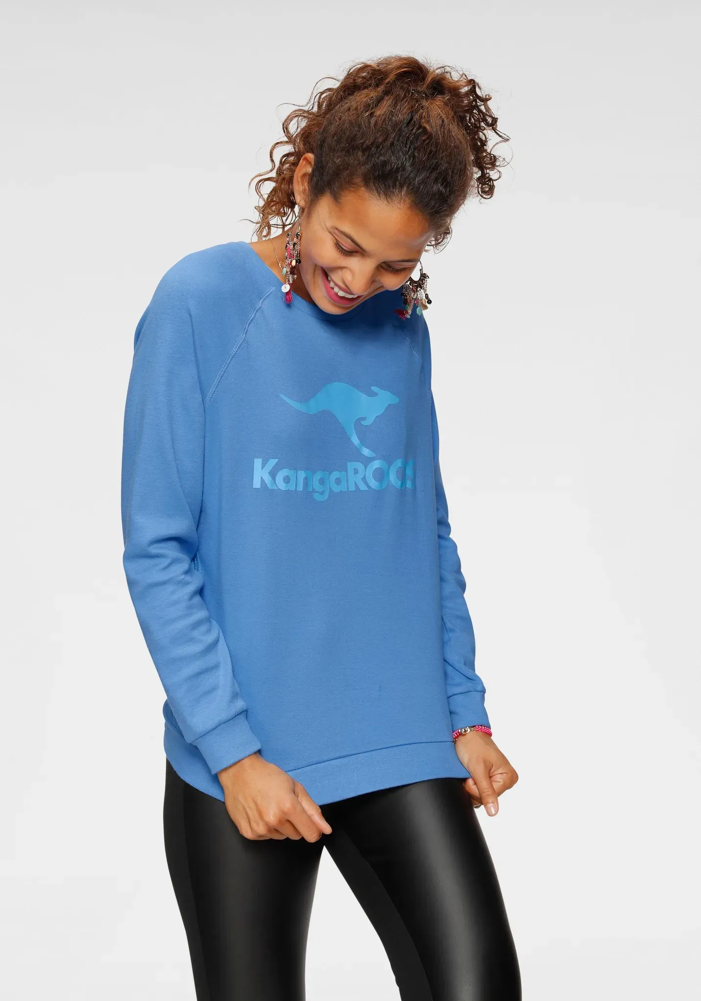 Sweatshirt KANGAROOS, Damen, Gr. 52/54, blau, Interlock, Obermaterial: 100% Baumwolle, unifarben, bequem hüftbedeckend, Rundhals, Raglanärmel Rippbündchen, Sweatshirts Sweatshirt, mit Rundhalsausschnitt, Langarm, aus Baumwolle, bequeme Passform