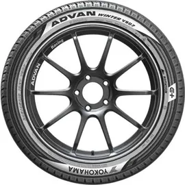 Yokohama Advan Winter V907 RoF 285/45 R22 114V