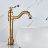 Badezimmerarmatur - Hohe Waschbeckenarmatur - Einlochmontage - Einhebelmischer - Warm- und Kaltwasser - Keramikkartusche - Antik Messing