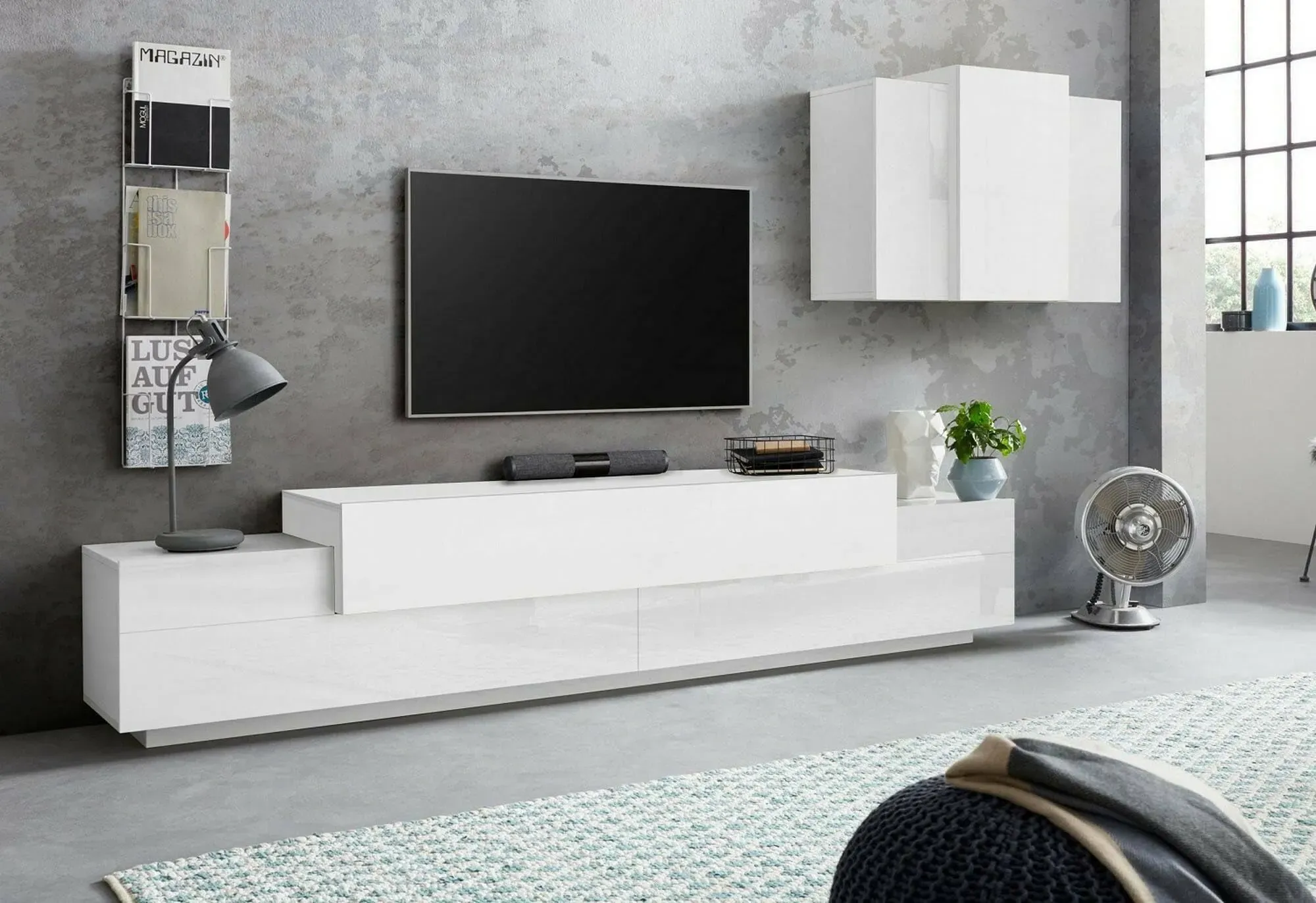 Dmora Wohnwand Ruben, Wohnzimmer-Set, TV-Schrank, Mehrzweck, 100% Made in Italy, 240 x 45 x 180 cm, weiß glänzend