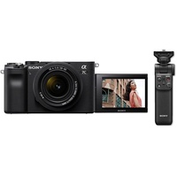 Sony Alpha 7C Spiegellose E-Mount Vollformat-Digitalkamera ILCE-7C (24,2 MP, 7,5cm (3 Zoll) Touch-Display, Echtzeit-AF) Nur Body - Schwarz + Handgriff