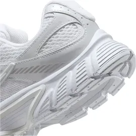 Nike V5 RNR Sneaker Damen 101 - 39