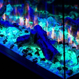 Noble Flame AURORA [Stand-Elektrokamin]: Seidengrau - intensive clear / Kristall