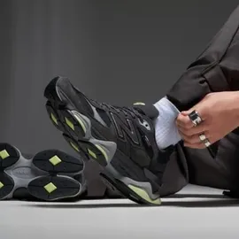 New Balance 9060 Black Cement/Dry Lime 45