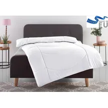 OTTO home Microfaserbettdecke Microlux, Bettdecke 135x200 cm und Übergrößen bis 240x220cm, Füllung: Feuchtigkeitsregulierende 3D Klimafaser (Polyester), Bezug: Microfaser-Feinbatist, fest versteppter Bezug - keine Bettwäsche nötig, Sommer, Winter weiß 155