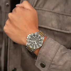 Giorgio Armani AR11361 Edelstahl 44 mm AR11361