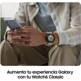 Samsung Galaxy Watch6 Classic Schwarz 43 mm BT Sport Band Schwarz S/M