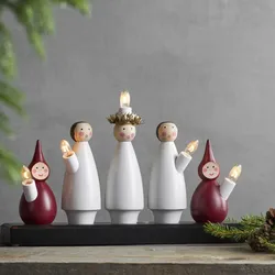 Fensterleuchter Lucia Chor - 5flammig - warmweiße E10 Glühlampen - H: 22cm, L. 33cm - weiß/rot