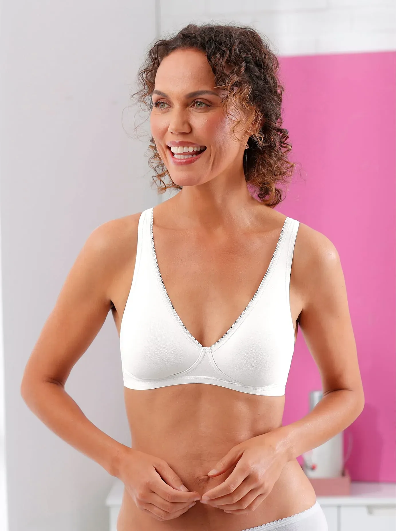Bügelloser BH TRIUMPH, Damen, Gr. 75, Cup A, weiß, 80% Baumwolle, 18% Polyamid, 2% Elasthan, BHs