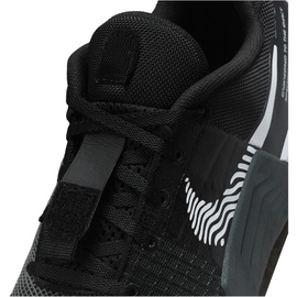 Nike Metcon 8 Sneaker, Black/White-DK Smoke Grey-Smoke Grey, 39