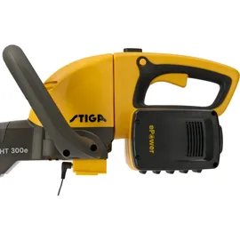 Stiga HT 300e 54 cm inkl. 2 x 2,0 Ah und Ladegerät