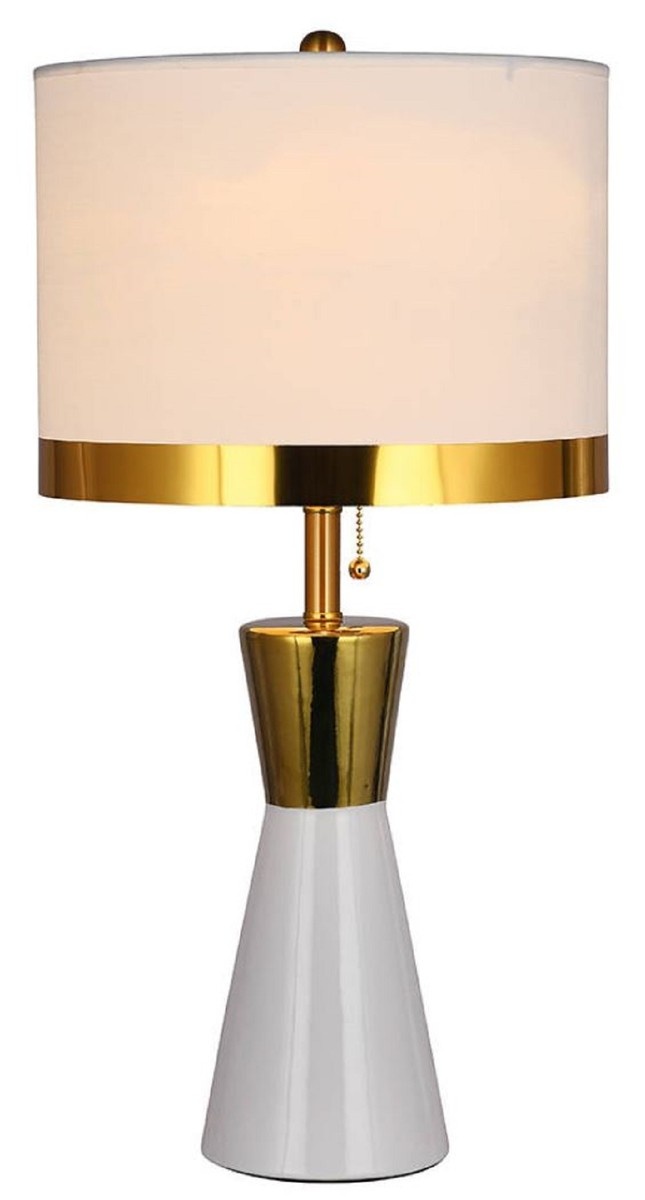 Casa Padrino Luxus Keramik Tischleuchte Weiß / Gold / Weiß Ø 30 x H. 60 cm - Runde Keramik Schreibtischleuchte mit Lampenschirm - Luxus Keramik Leuchten