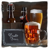 Wallario Dekokissen Biervarianten - Pils im Glas Flaschenbier Schild Craft Beer, handgenäht schwarz 60 cm x 60 cm