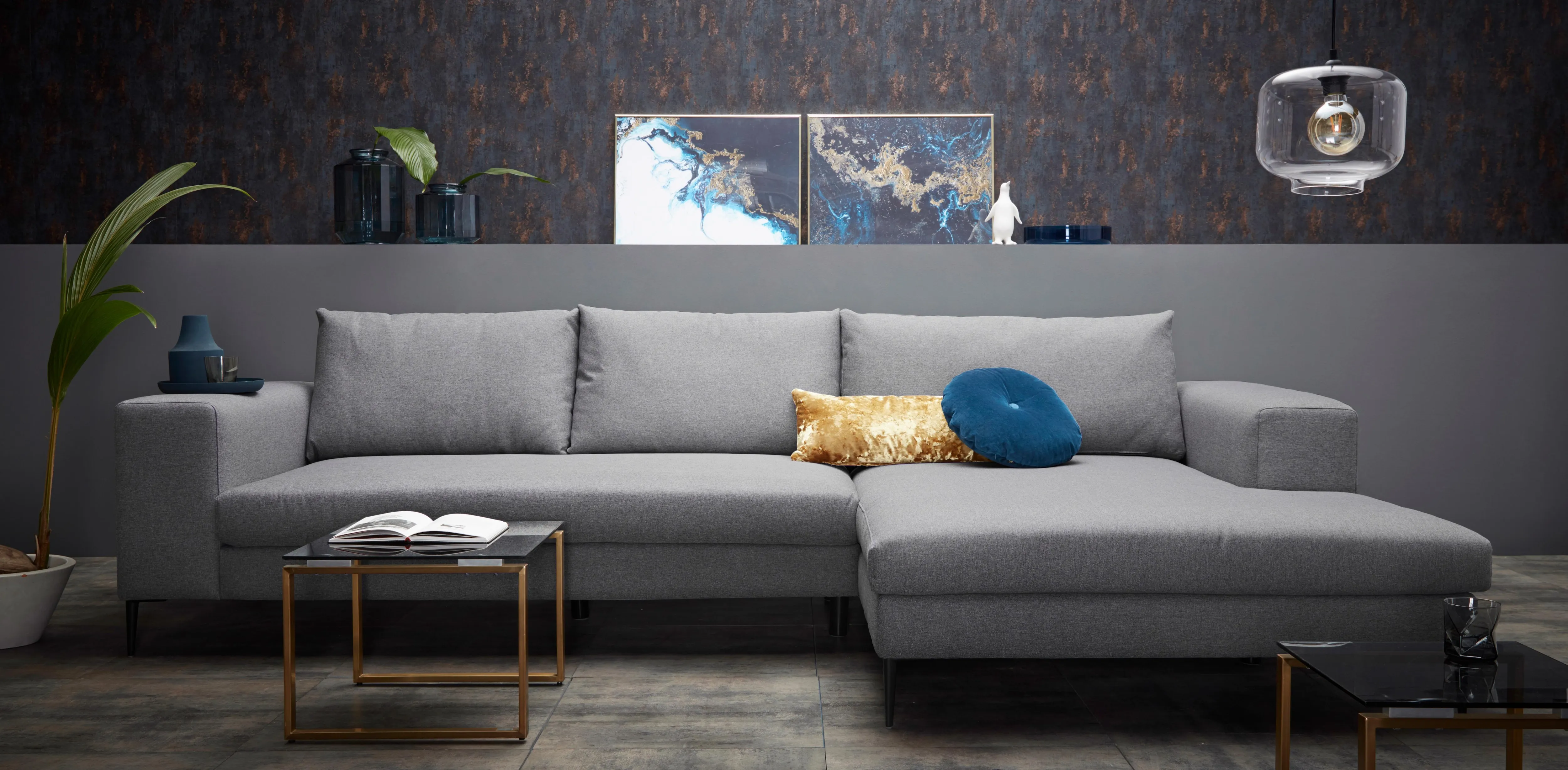 INOSIGN Ecksofa »Aurora, L-Form, mit extra breiter Recamiere, 324 x 170 cm (BxT)«, Designsofa mit tollem Sitzkomfort, extra hohe Metallfüße schwarz INOSIGN silber