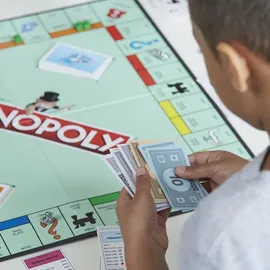 Hasbro Monopoly Brettspiel