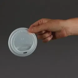 Vegware kompostierbare Heißgetränkebecher-Deckel 34 / 45,5cl