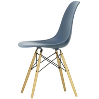 Vitra - Eames Plastic Side Chair DSW, Ahorn gelblich / meerblau (Filzgleiter weiß)