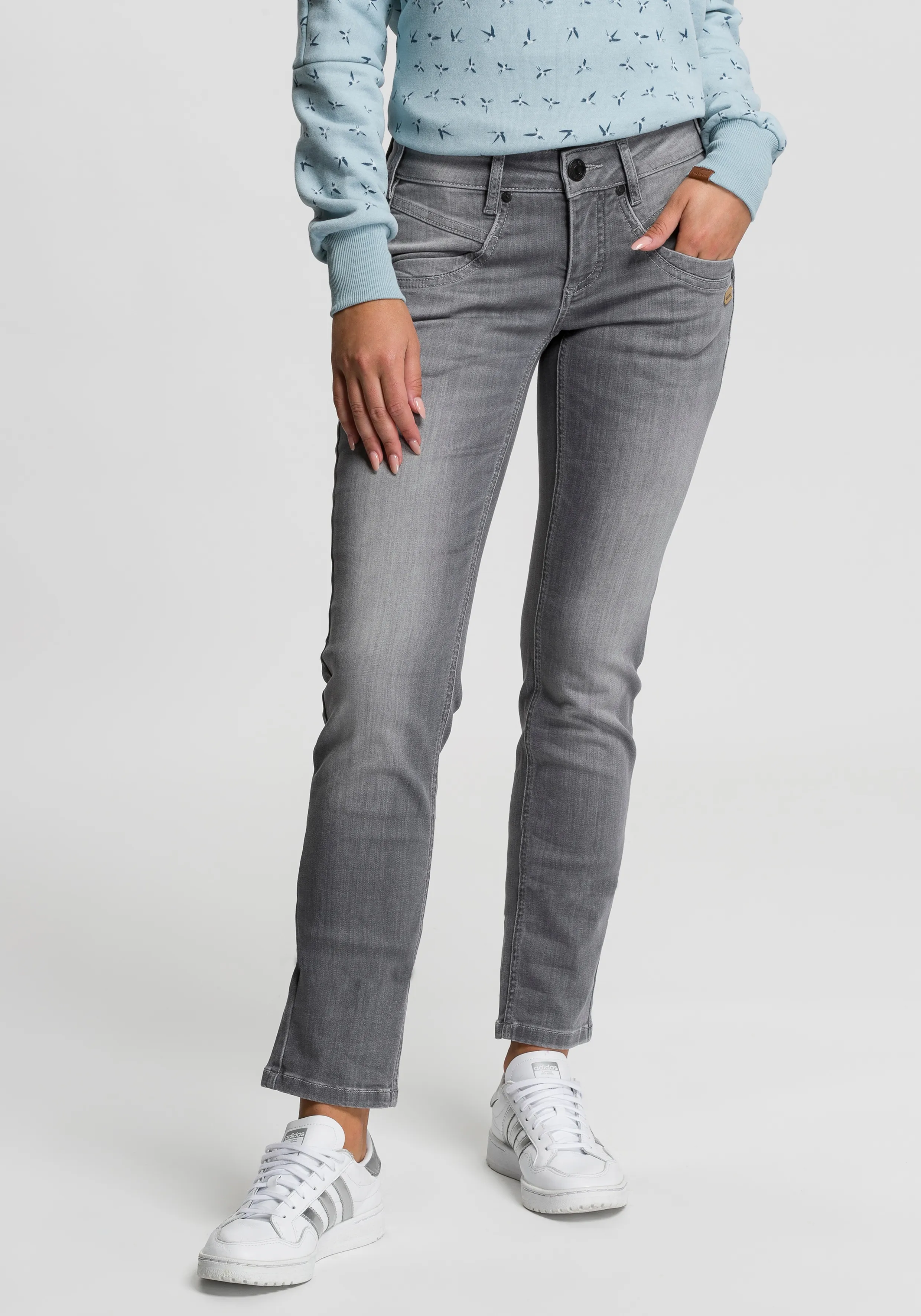 GANG Slim-fit-Jeans »94JOJO«, Bewegungsfreiheit mit großer Formstabilität GANG grau 28 (36)