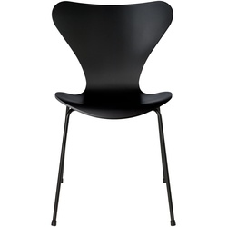 Fritz Hansen - Serie 7 Stuhl, schwarz / Esche schwarz lackiert
