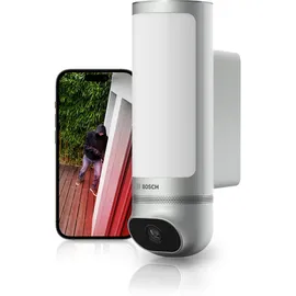 Bosch Smart Home Außenkamera II, Überwachungskamera Außen, 1080p Full-HD Auflösung mit integrierter Alarmsirene und Design-Leuchte, kompatibel mit Amazon Alexa, Silber