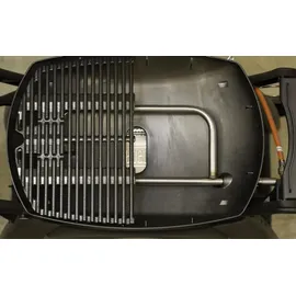Weber Q 2200 mit Rollwagen schwarz