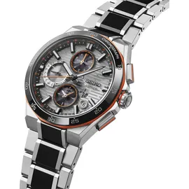 Seiko Astron GPS Solar Dual Time Chronograph Limited Edition Herrenuhr Chrono Titan Schwarz/Orange LE