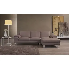 Egoitaliano "Shakira, Design & Sitzkomfort auf hohem Niveau, Breite 236cm, L-Form", mit Recamiere, L-Form, edle Füße grün