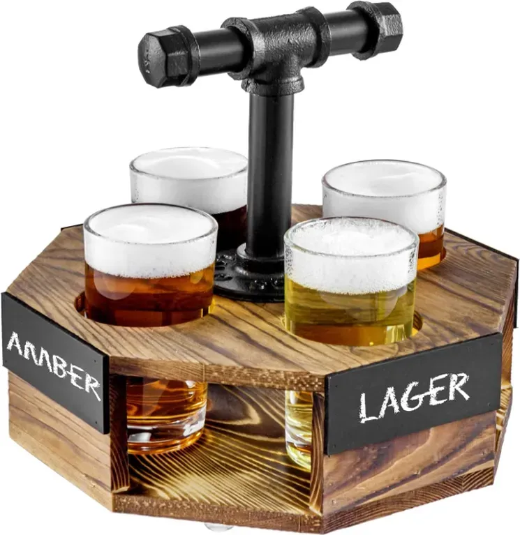 Geometrisches Bier-Flight-Server-Set aus Verbranntem Massivholz mit Rustikalem Industriellem Metallrohrgriff, 4 Biergläser und Kreidetafel-Label-Panel