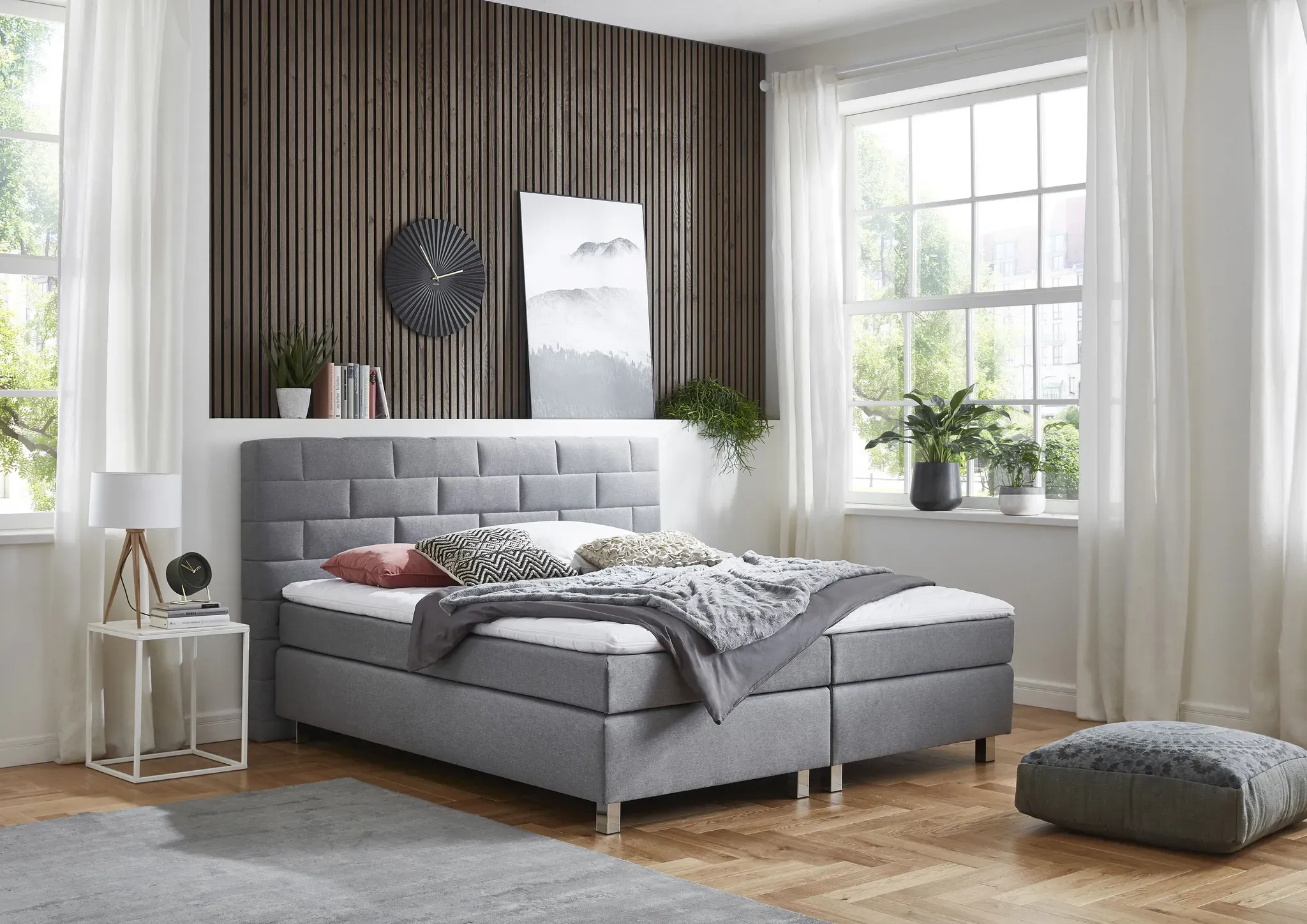 Boxspringbett, grau, B:215cm L:210cm, Bezug Bett: Feinstruktur 100% Polyester;Bezug Bonnell-Federkernmatratze: 100% Polyester;Bezug Kaltschaummatratze: 100% Polyester;Bezug Tonnentaschenfederkernmatratze: 80% Baumwolle, 20%Polyester;Topper: Komfortschaum mit Bezug 100% Polyester, WESTFALIA SCHLAFKOMFORT, Komplettbetten, Boxspringbett, mit Topper