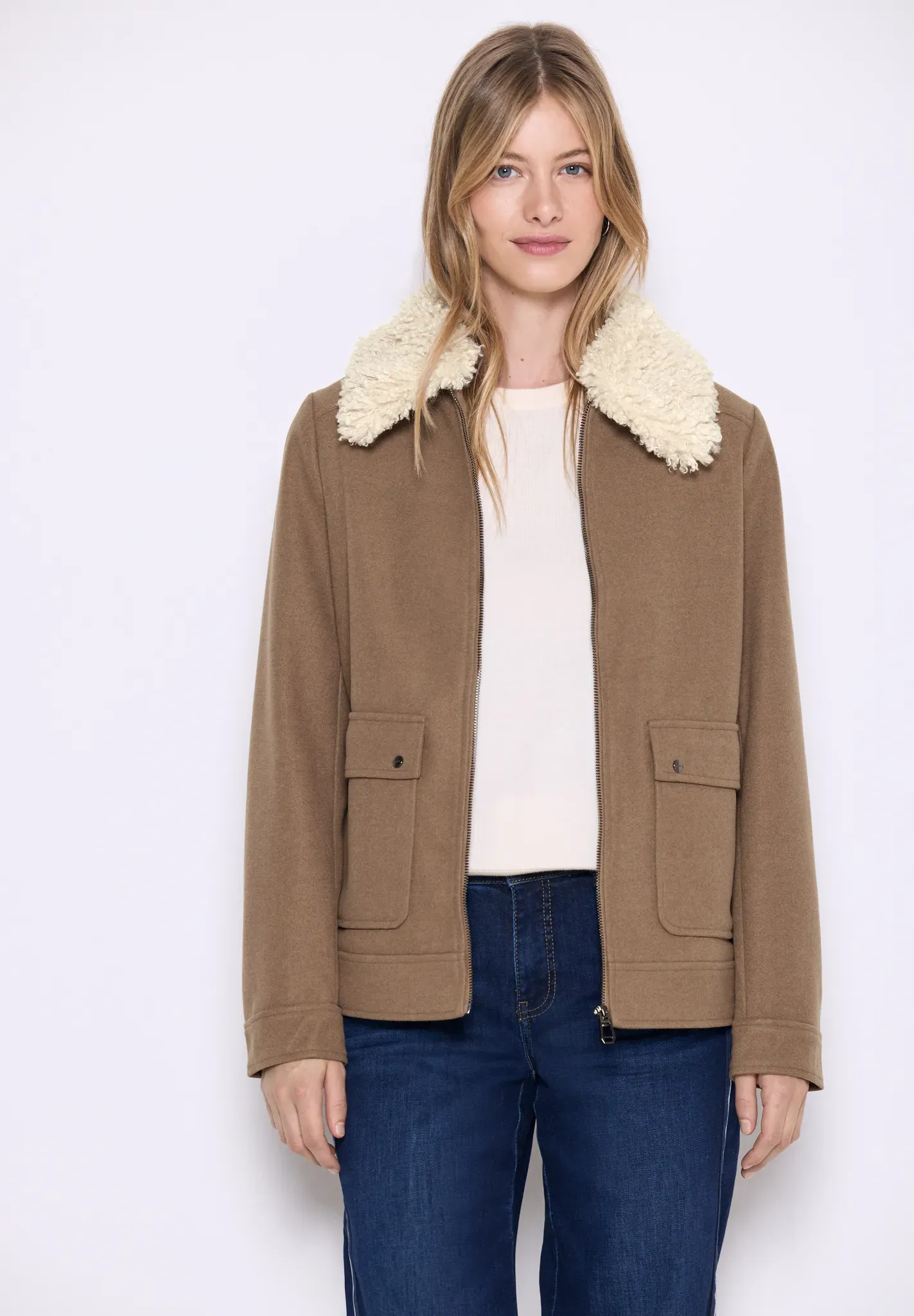 Fellimitatjacke STREET ONE STUDIO, Damen, Gr. 38, cookie braun, Stoff, Obermaterial: 90% Polyester, 10% Viskose; Futter: 100% Polyester; Kragen: 100% Polyester, unifarben, normal normal, V-Ausschnitt, Bündchen, Jacken, mit Kragen