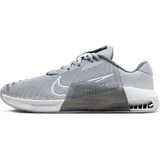 Nike Herren Metcon 9 Sneaker, LT Smoke Grey/White-Photon DUST-WHI, 40 EU