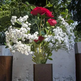 2474U Kunstblumenstrauß rot weiß, Künstliches Blumen-Bouquet 50 cm Elke - Rot/Weiß/Grün