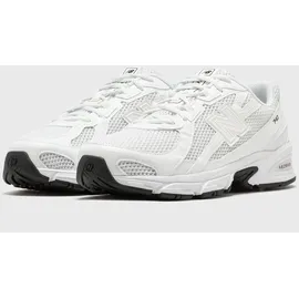 New Balance 740 White/Metallic Silver/Black 38