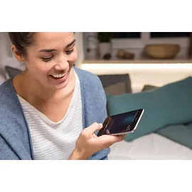 LEDVANCE Smarte LED-Lampe mit Bluetooth Mesh Technologie, Sockel E27, Dimmbar, warmweiß 2700K Steuerbar mit Alexa, Apple, Smart+ BT, 4er-Pack