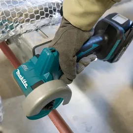 Makita DMC300Z ohne Akku + im Karton