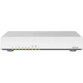 QNAP QHora-301W Router