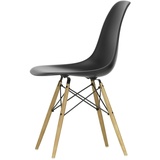 Vitra - Eames Plastic Side Chair DSW RE, Esche honigfarben / tiefschwarz (Filzgleiter weiß)