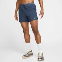 Nike Herren Stride Dri-Fit 5" Shorts blau