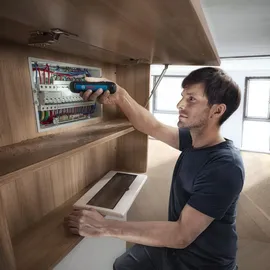 Bosch Professional GO 3 inkl. Akku 2.0Ah + Zubehör (06019H2201)