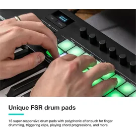 Novation Launchkey 37 MK4