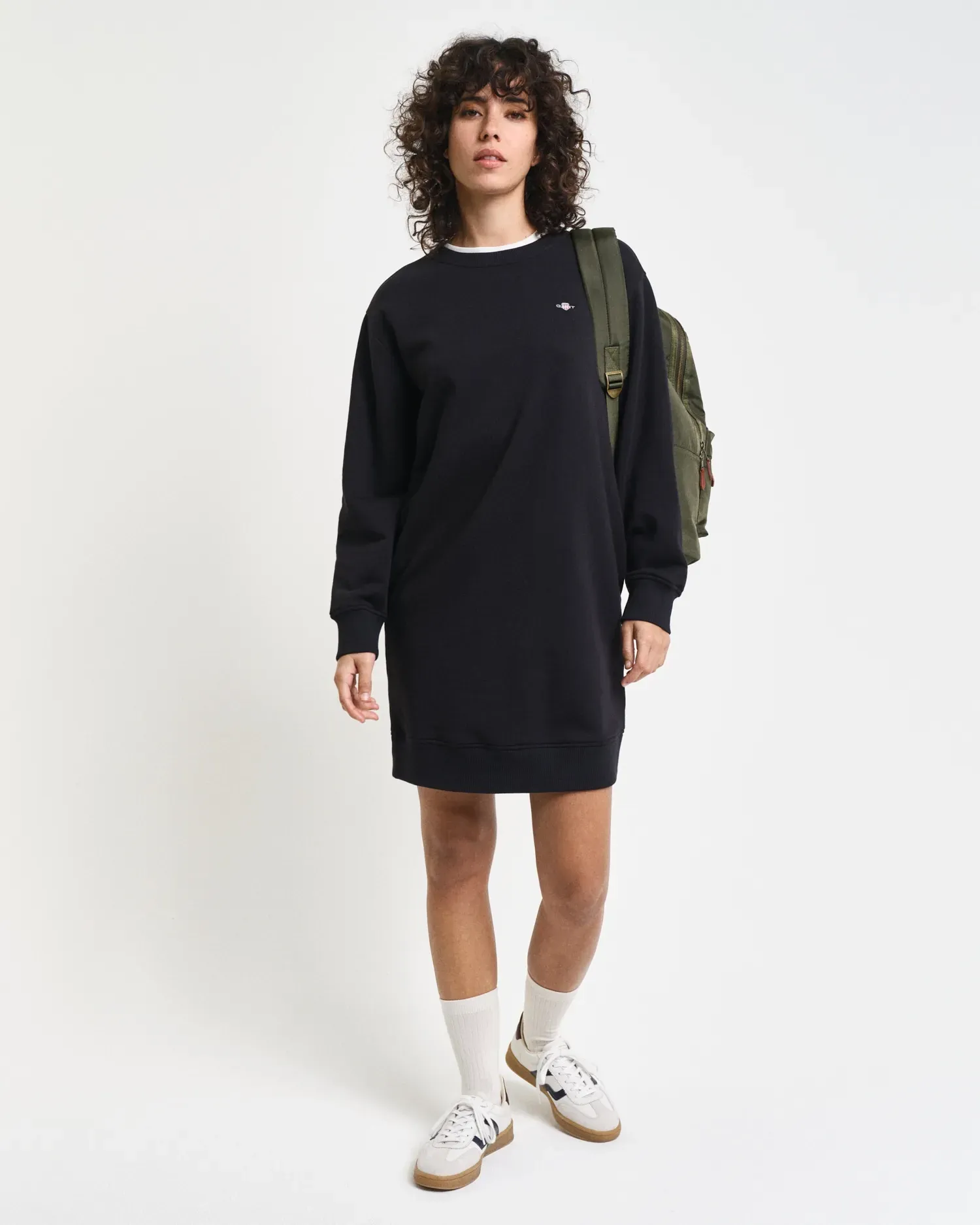 Gant Sweatkleid »SHIELD C-NECK SWEAT DRESS«, Shield Sweatkleid mit Rundhalsausschnitt Gant BLACK XXL