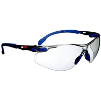 3M Solus 1000 Schutzbrille, blau/schwarzer Rahmen, Scotchgard Anti-Fog-/Antikratz-Beschichtung (K&N), hellgraue Scheibe für innen/außen, S1107SGAF-EU