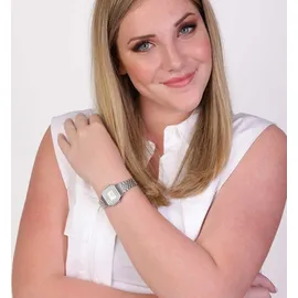 Casio Uhr Retro Damenuhr LA680WEA-7EF Alarm Digital Armbanduhr - Silber