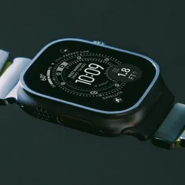 Nomad Stratos Band für Apple Watch Titan