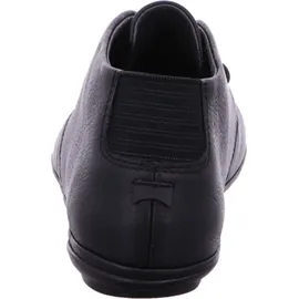 Camper Right Nina Schwarz 36