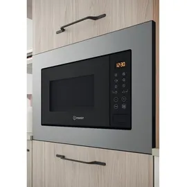 Indesit MWI 120 GX Integriert Grill-Mikrowelle Edelstahl, Mikrowelle Versenkt Grill 800 W Inox